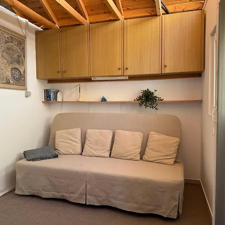 וילה Mike's House Apolpaina